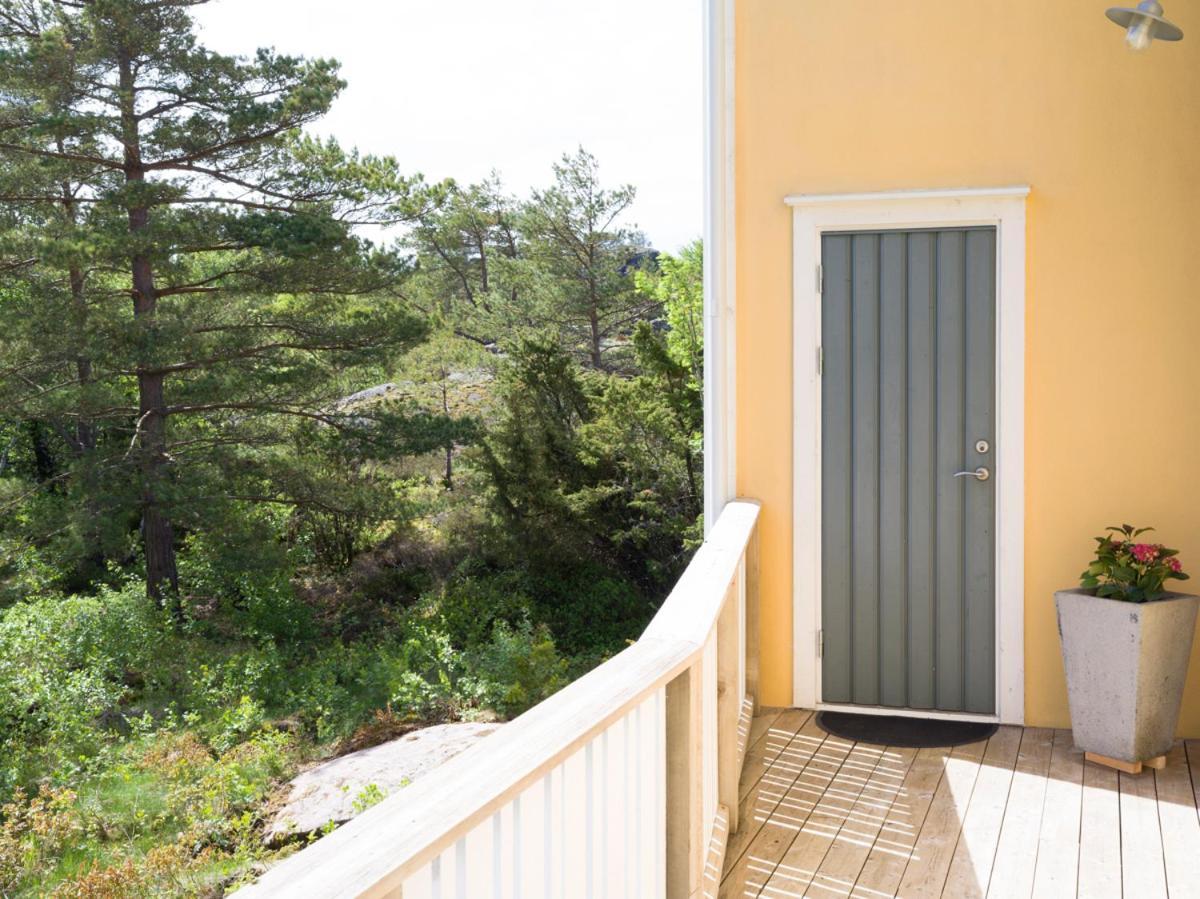 Lovely, Bright Apartment Overlooking Nature Fiskebäckskil Dış mekan fotoğraf
